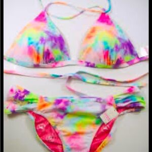 2 brand new with tags Victoria Secret Bikini’s. Size M. $20/p or $30/both